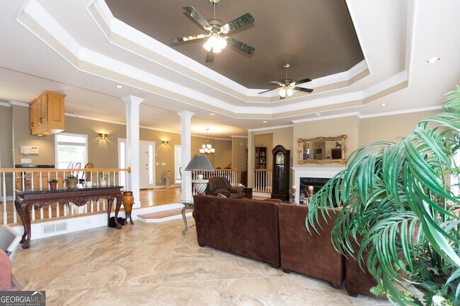 Building Photo - 5166 Wheeler Dr