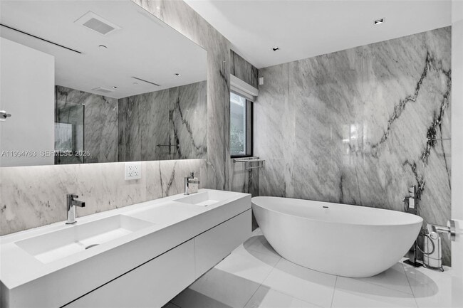 Building Photo - 350 Meridian Ave