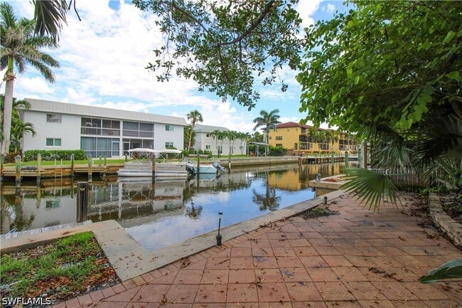 Building Photo - 1331 Chesapeake Ave