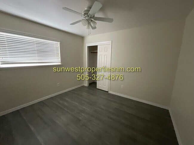 Building Photo - 3 Bedroom, 2 Bathroom with 2 Car Garage and Fenced Back Yard