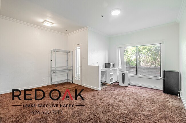 Primary Photo - 224 N Maryland Ave