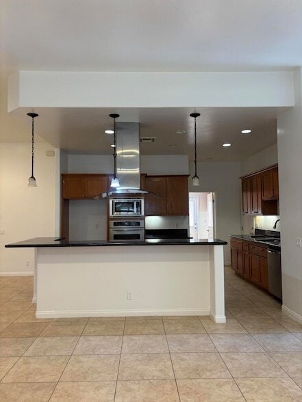 Building Photo - 53540 Avenida Rubio