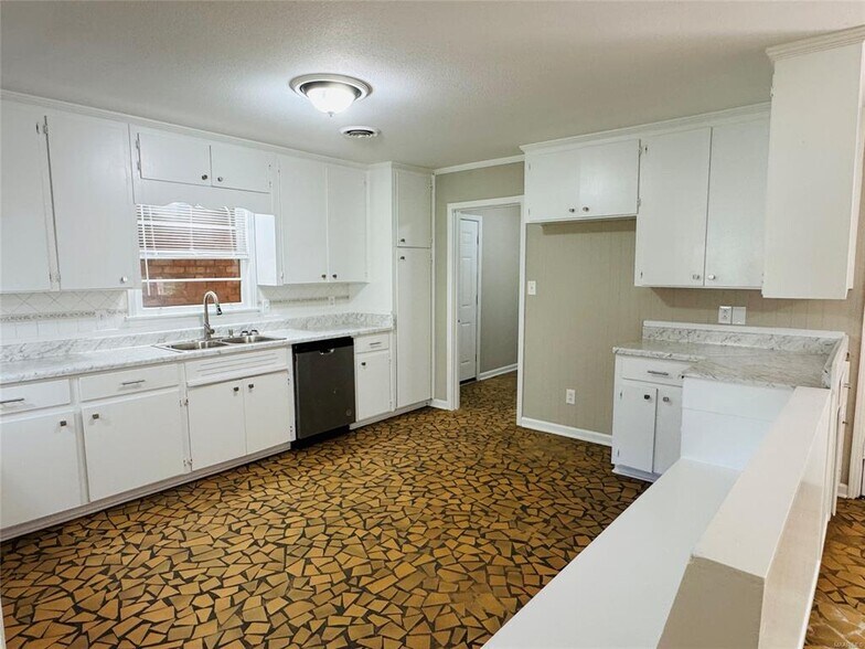 Building Photo - 2649 Burkelaun Dr