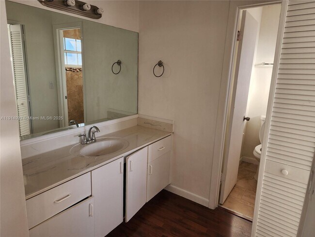 Building Photo - 13433 SW 62nd St