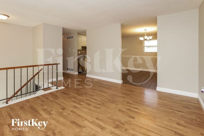 Building Photo - 1494 Meadowbright Ln