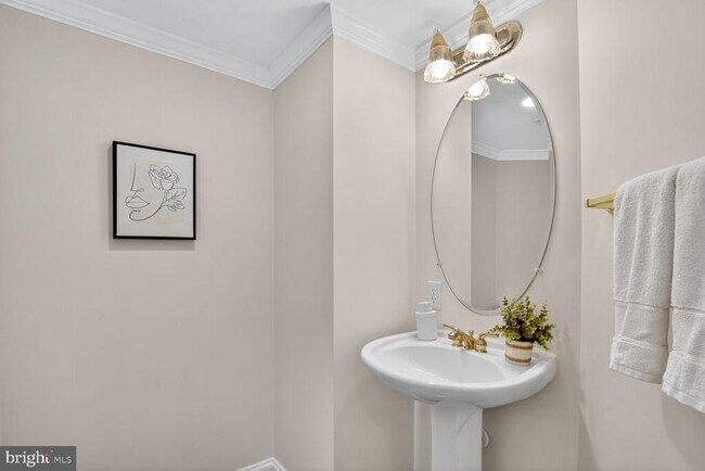 Building Photo - 14040 Natia Manor Dr