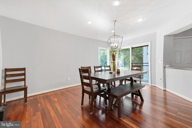 Building Photo - 47656 Pennrun Way