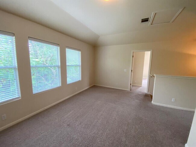 Building Photo - 9402 Magna Carta Loop