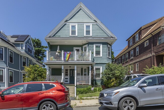 Primary Photo - 66 Hall Ave