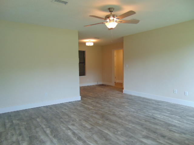 Building Photo - 1952 Co Hwy 3280