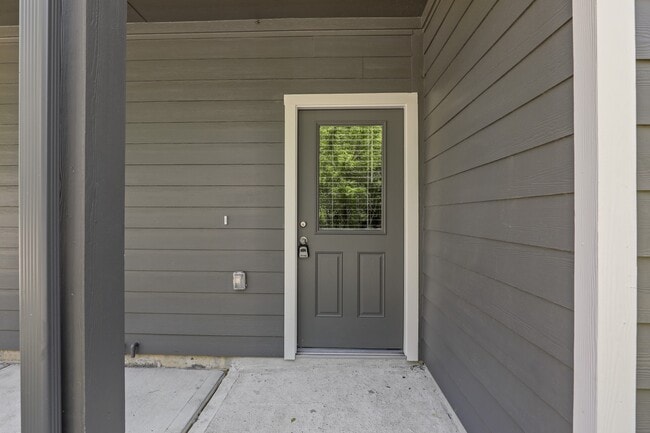 Building Photo - 13504 Axel Ln