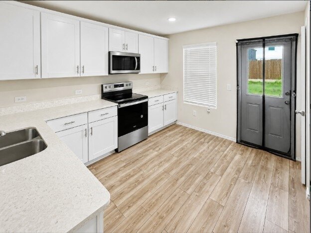 Building Photo - 825 Ozark Path