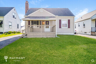 Building Photo - 4 Bedroom Home with Comfortable Layout