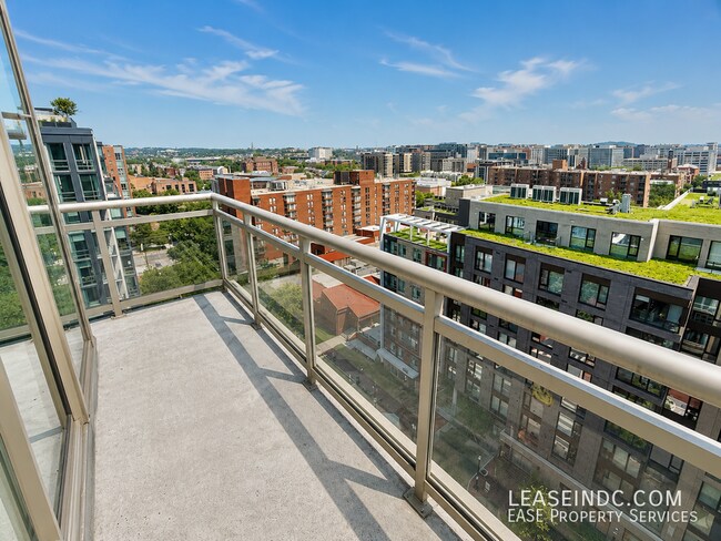 Building Photo - 811 4th St NW