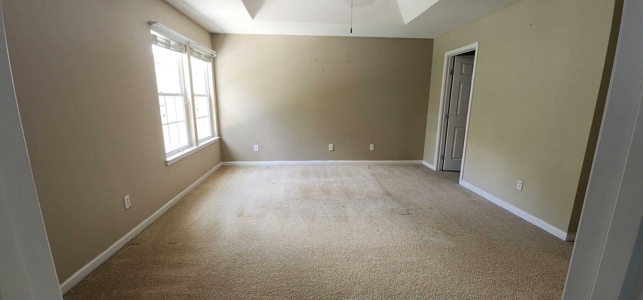 Building Photo - 709 Prospect Ln