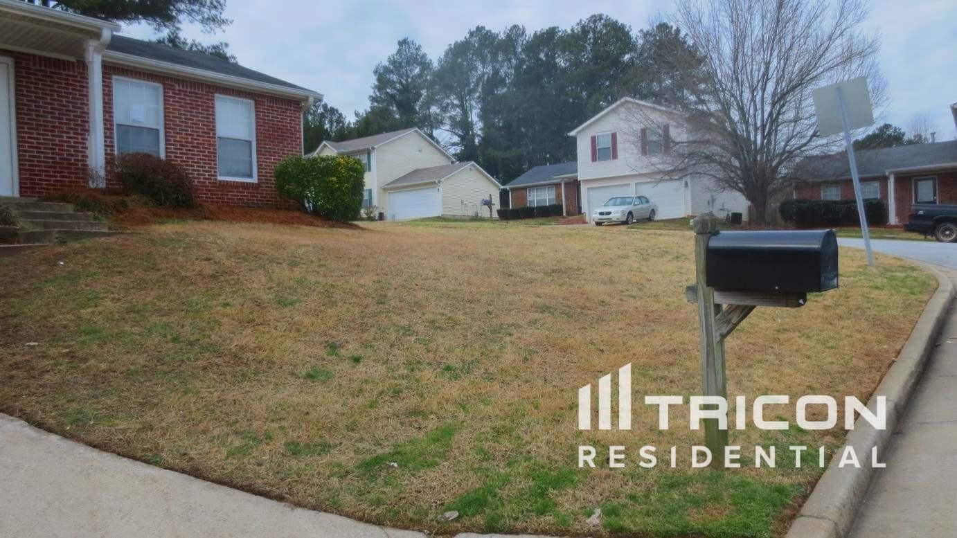Building Photo - 7447 Edenberry Way