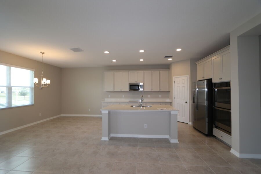 Building Photo - 31925 Sapna Chime Dr