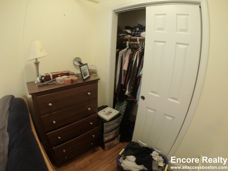 Building Photo - 1630 Commonwealth Ave