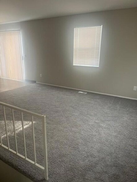 Building Photo - 310 Admiral Ave