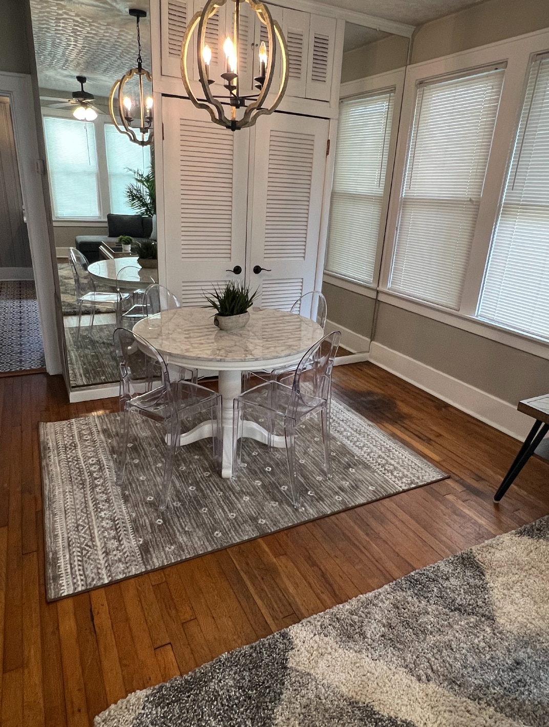 Building Photo - 156 Wolford St