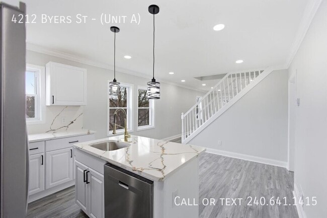 Building Photo - 4212 Byers St