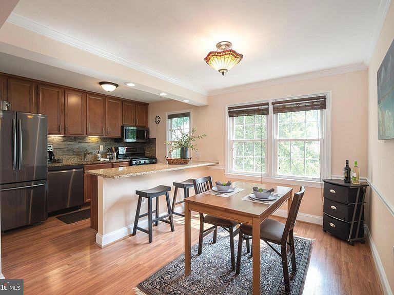 Primary Photo - 6726 W Wakefield Dr