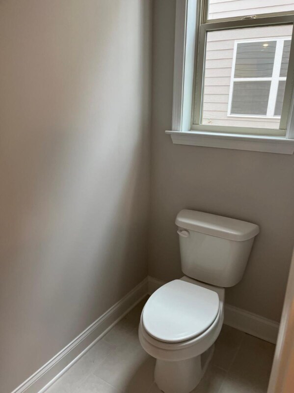 Building Photo - 608 Cunninghame Ct
