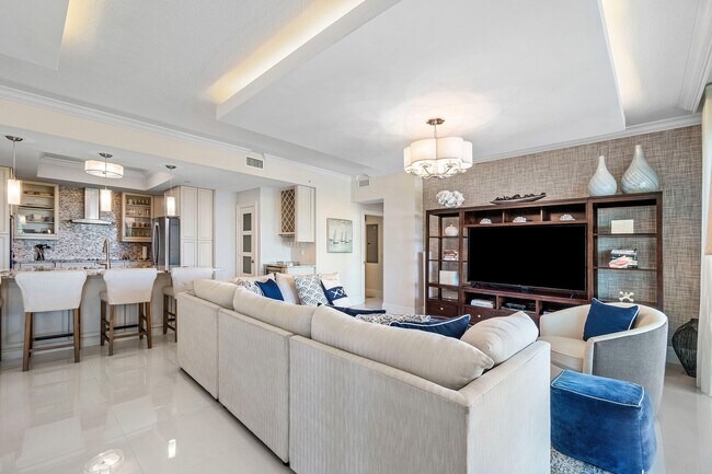 Building Photo - 342 Bay Colony Dr N