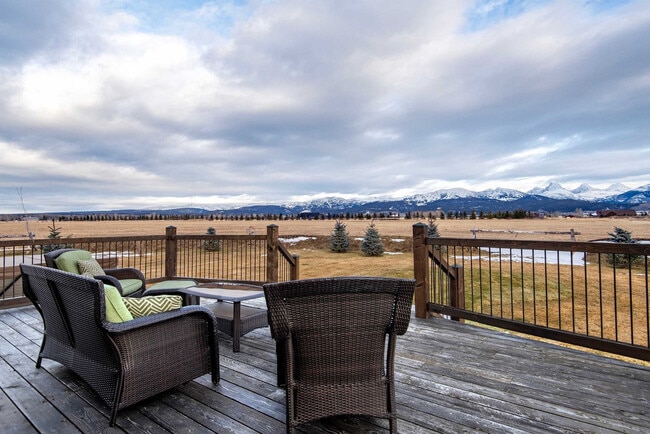 Building Photo - 4535 Roxanne St