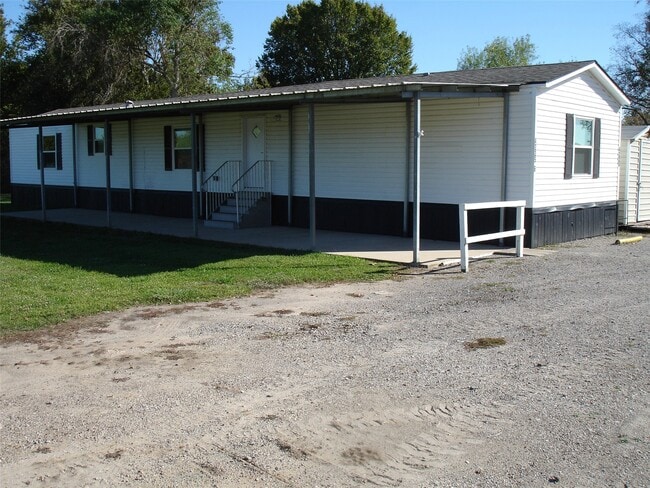 Building Photo - 4225 Wells Dr