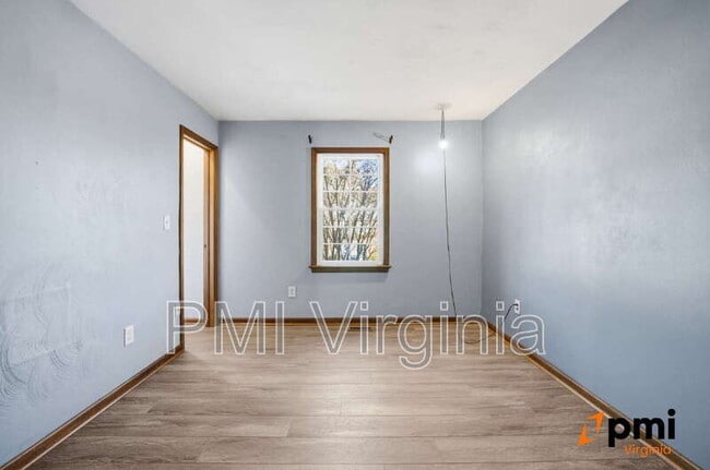 Building Photo - 705 Mill Landing Rd