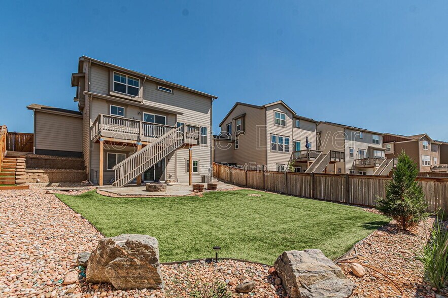 Building Photo - 9469 Rifle St