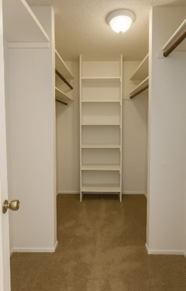 Building Photo - $500 MOVE IN SPECIAL!! One Bedroom Condo A...