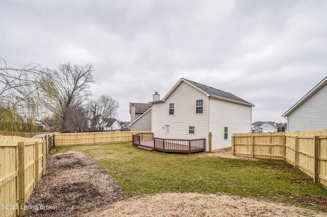 Building Photo - 10500 Whitepine View Pl