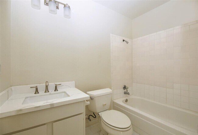 Building Photo - 777 Bering Dr
