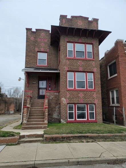 Primary Photo - 1380 Jackson St