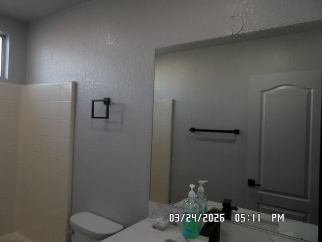 Building Photo - 3 Bedrooms, 2 Bathrooms, approx. 1112 sq. ft., 2 Car Garage, Solar Panels, Internet Included. Cos...