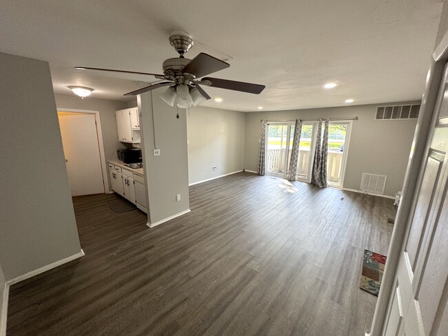 Building Photo - 1209 Braxton Ct