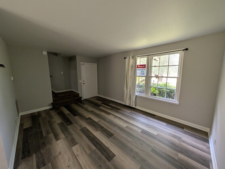 Building Photo - 602 McPherson Cir