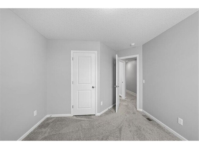 Building Photo - 10269 Goodview Cir