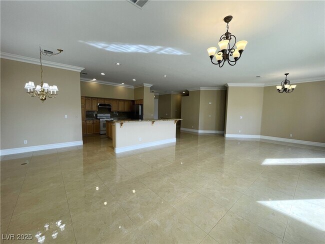 Building Photo - 231 Cliff Valley Dr