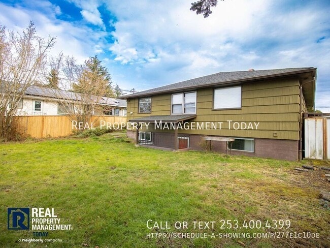 Building Photo - 2344 N Winnifred St