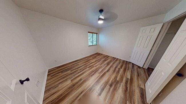 Building Photo - 6705 Rosita Oak Dr