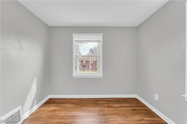 Building Photo - 16705 Glendale Ave