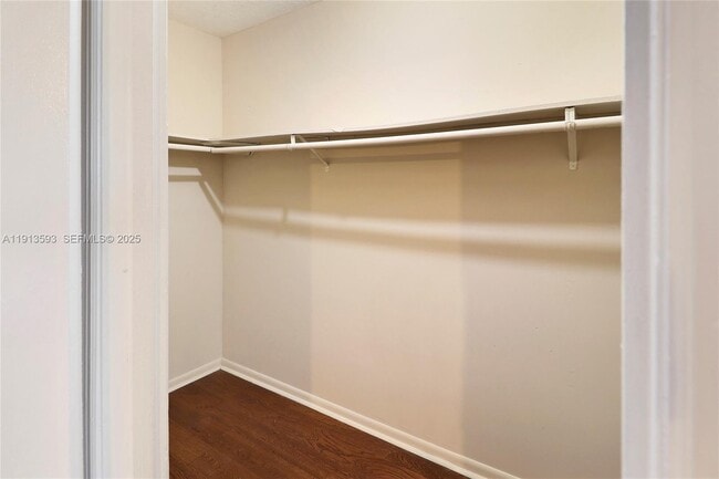 Building Photo - 5975 NW 25th Ct