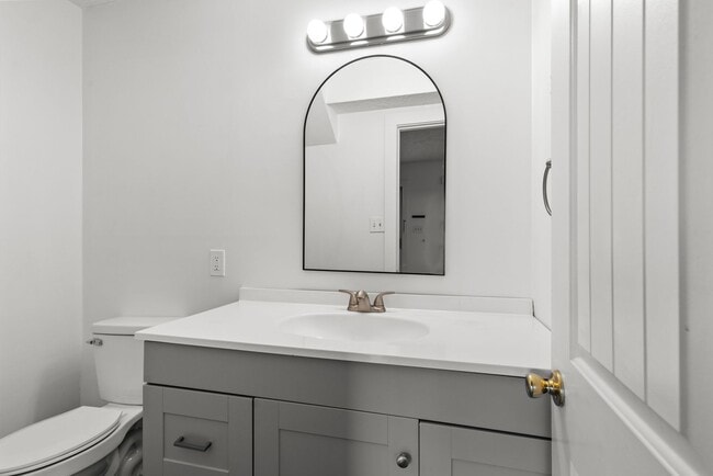 Building Photo - 8 Blocks from Garden City Beach! 2 Bed/1.5 Bath Duplex