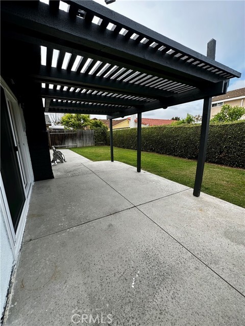 Building Photo - 5062 Greencap Ave