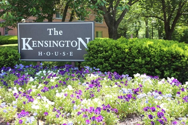 Building Photo - Kensington House