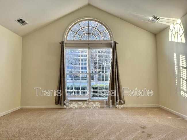 Building Photo - 8595 River Walk Landing