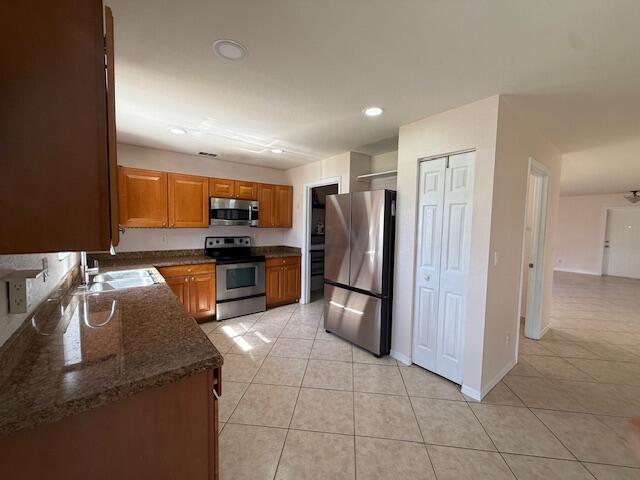 Building Photo - 1988 Marblehead Way